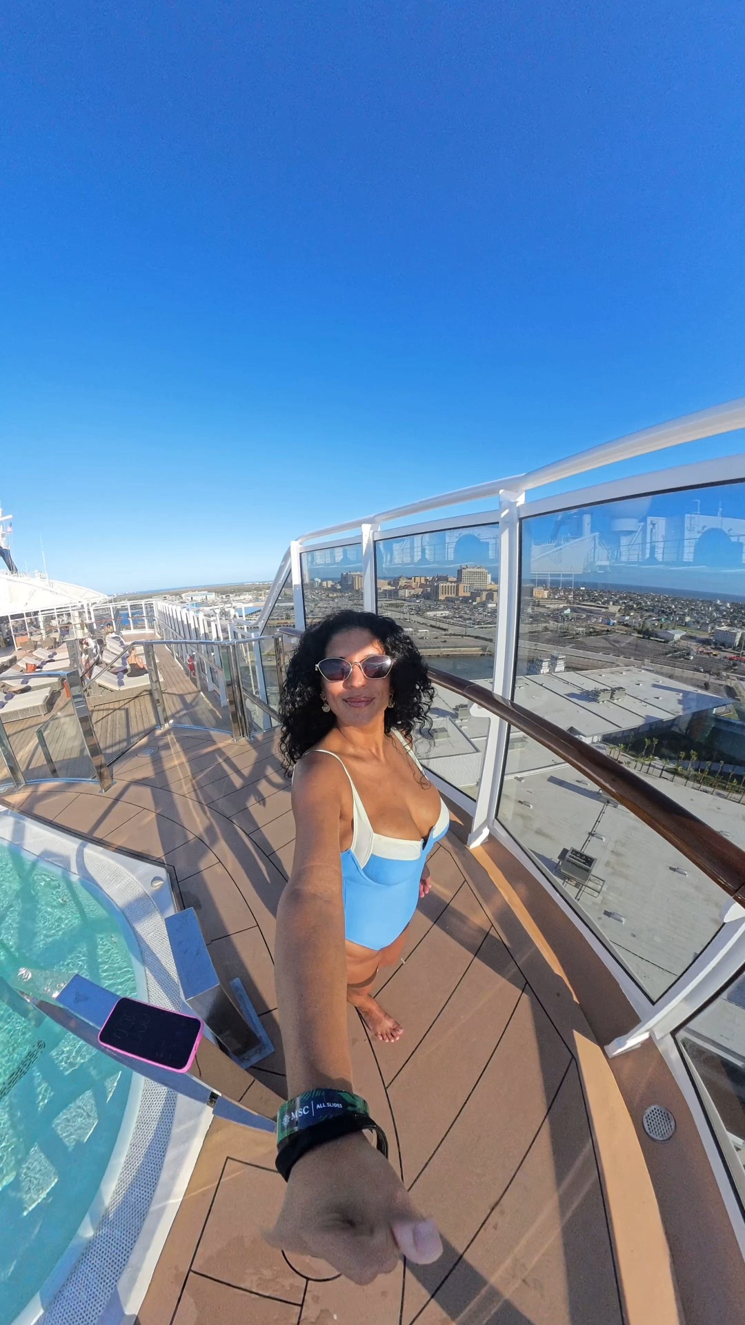 ☀️ POV: your next vacation content is about to level up.
Linked everything I’m wearing + the camera gear that makes these wide-angle shots look this good!

#amazon #swimsuit #vacay

#LTKStyleTip #LTKSwim #LTKFindsUnder50