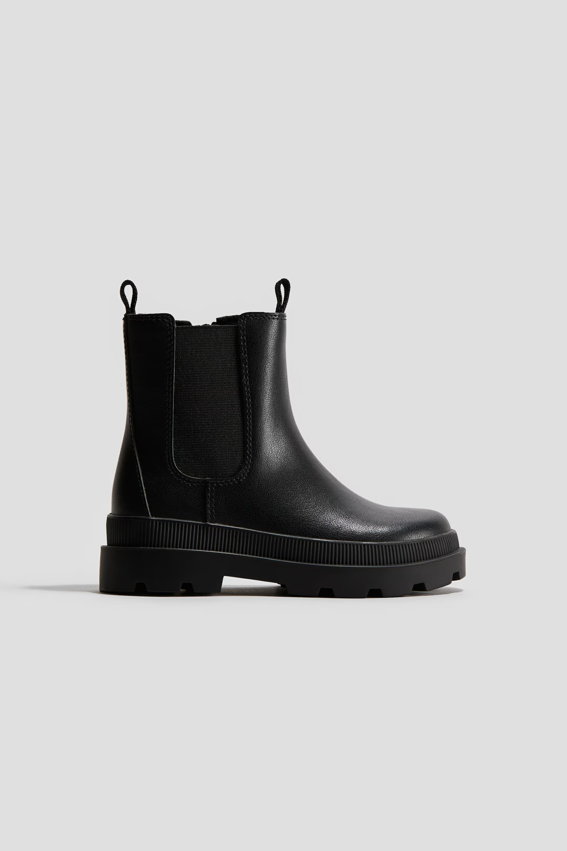 Chelsea boots | H&M (UK, MY, IN, SG, PH, TW, HK)