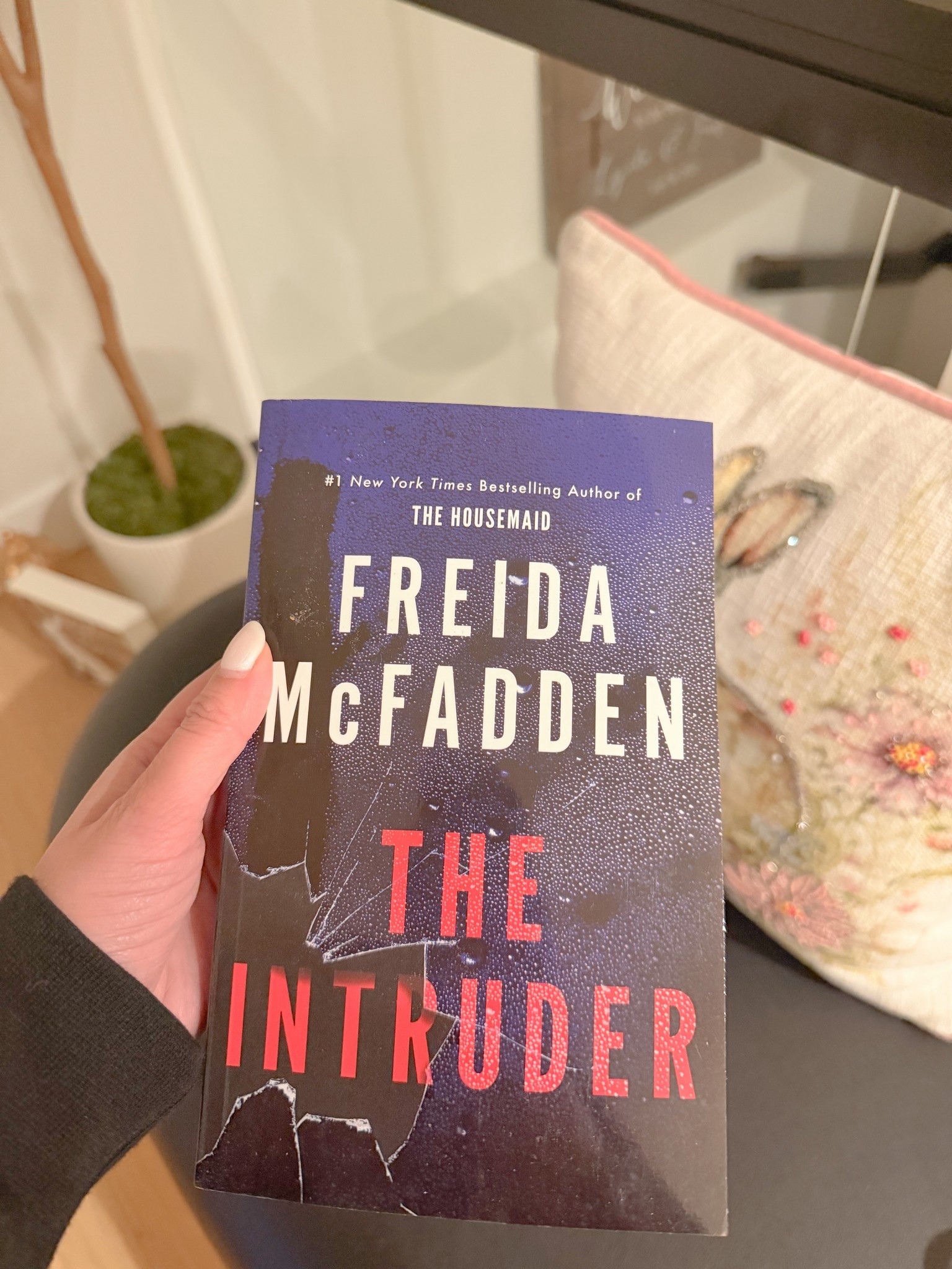 Book of the month in our book club 
Frieda McFadden is one of my favorite authors
Read many of her books 📕 
Sharing more recommendations 
#ltkblogger 

#LTKgiftguide #LTKstyletip #LTKcanada