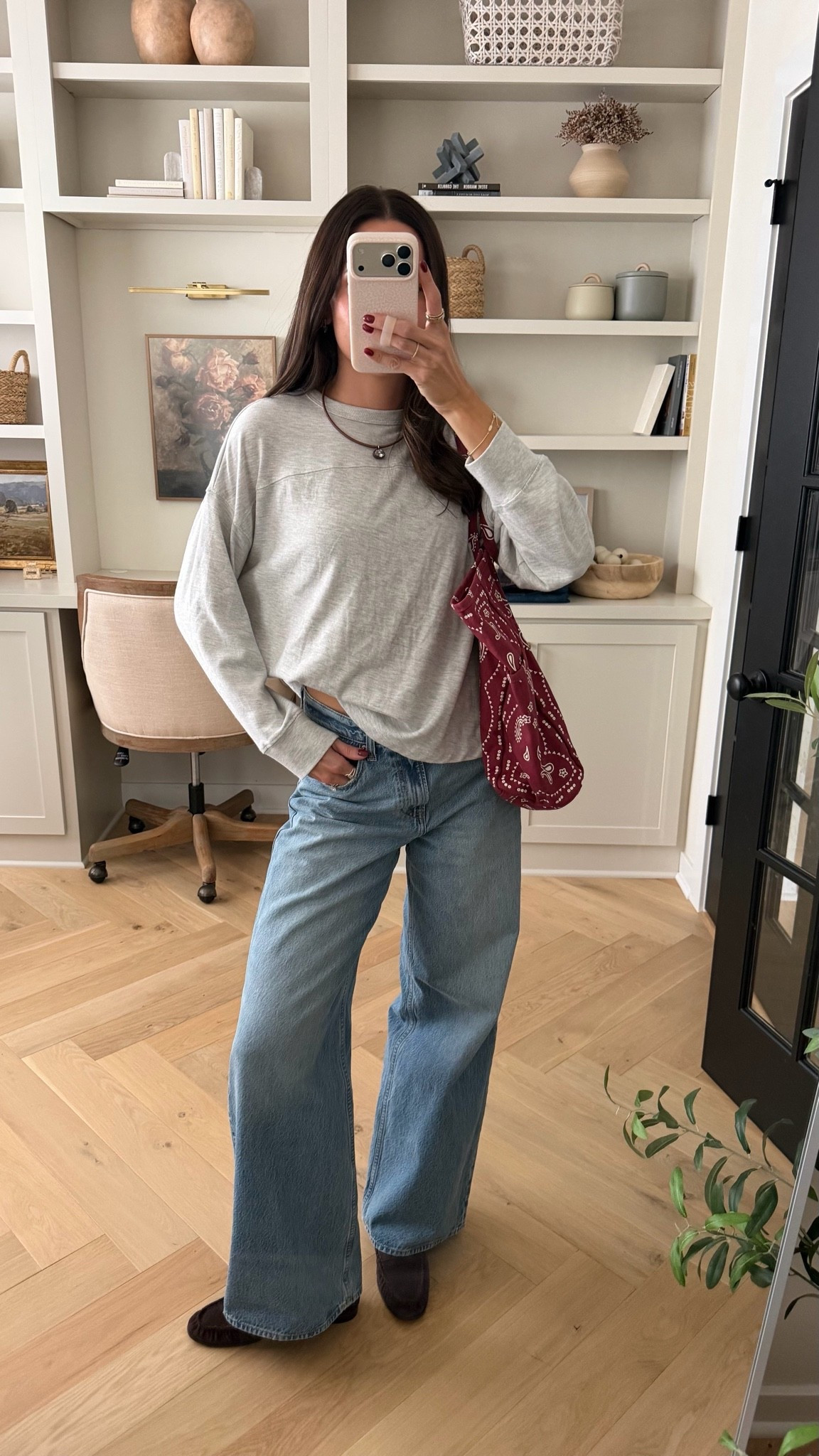 OOTD!
Sized up to a M in long sleeve tee
Jeans are true to size (26L I’m 5’7”)
Chocolate suede loafers are true to size and so comfy 

Casual fall outfit ideas / gap / target / bandana tote bag / Abercrombie denim

#LTKSaleAlert #LTKootd #LTKSeasonal