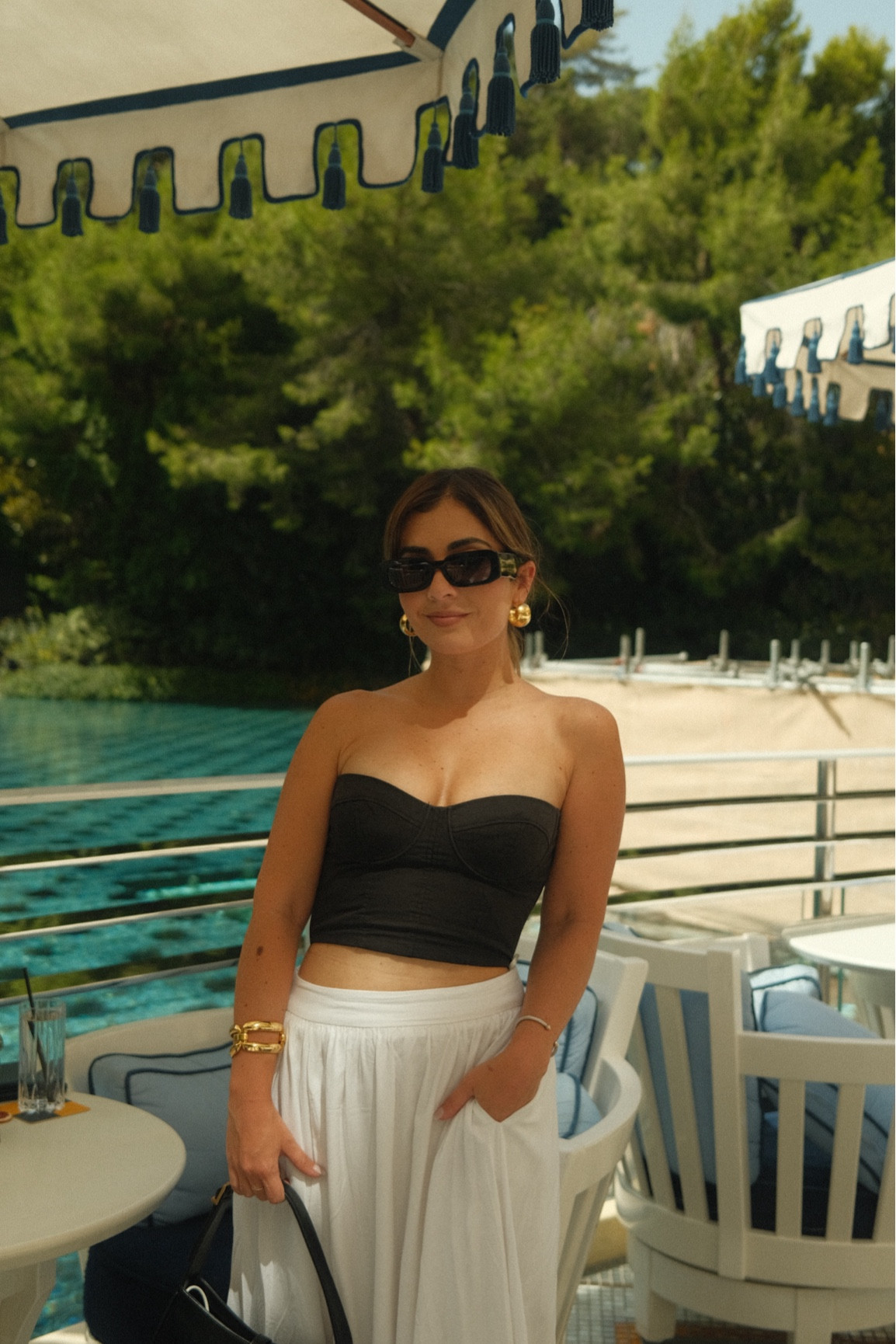 White maxi skirt + black corset ✨

#OutfitIdea #Elegant #OldMoney #Miami 

#LTKSeasonal #LTKTravel #LTKStyleTip