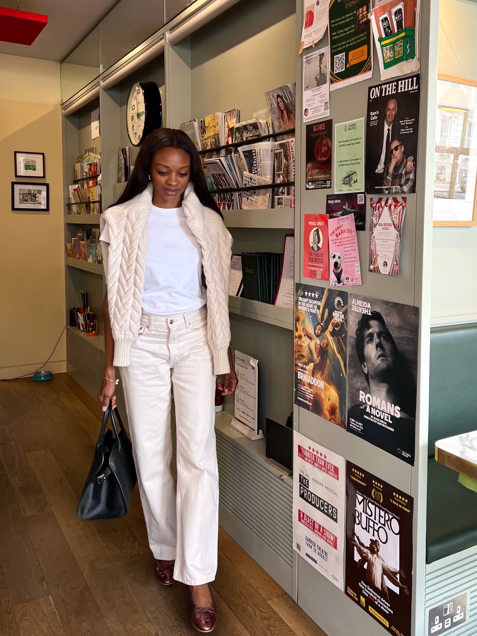 Arket barrel leg jeans and Uniqlo T-shirt  | 
Selection linked 

#LTKstyletip #LTKautumn #LTKuk