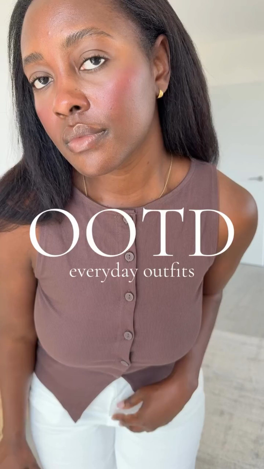 Simple outfits will always do it for me 🐻top, trousers and shoes from @newlook  via @asos 
.
. 
.
.
.
.
.
.
.
.
.
.
.
.
.
.
outfit ideas. outfit inspo. fashion inspo. minimal style. effortless chic. everyday outfit. ootd. streetwear style. get ready with me. minimal fashion. scandinavian style. hair inspo. daily outfit. outfit ideas. luxury style. gold jewellery. gold acessories. neutral style. feminine style.
Spring fashion. Summer inspo. Summer outfits.
Elegant outfits.#newlook #ad . #styleinspo #ootd #curvyfashion #styling #summerfashion #ogl #summermusthave