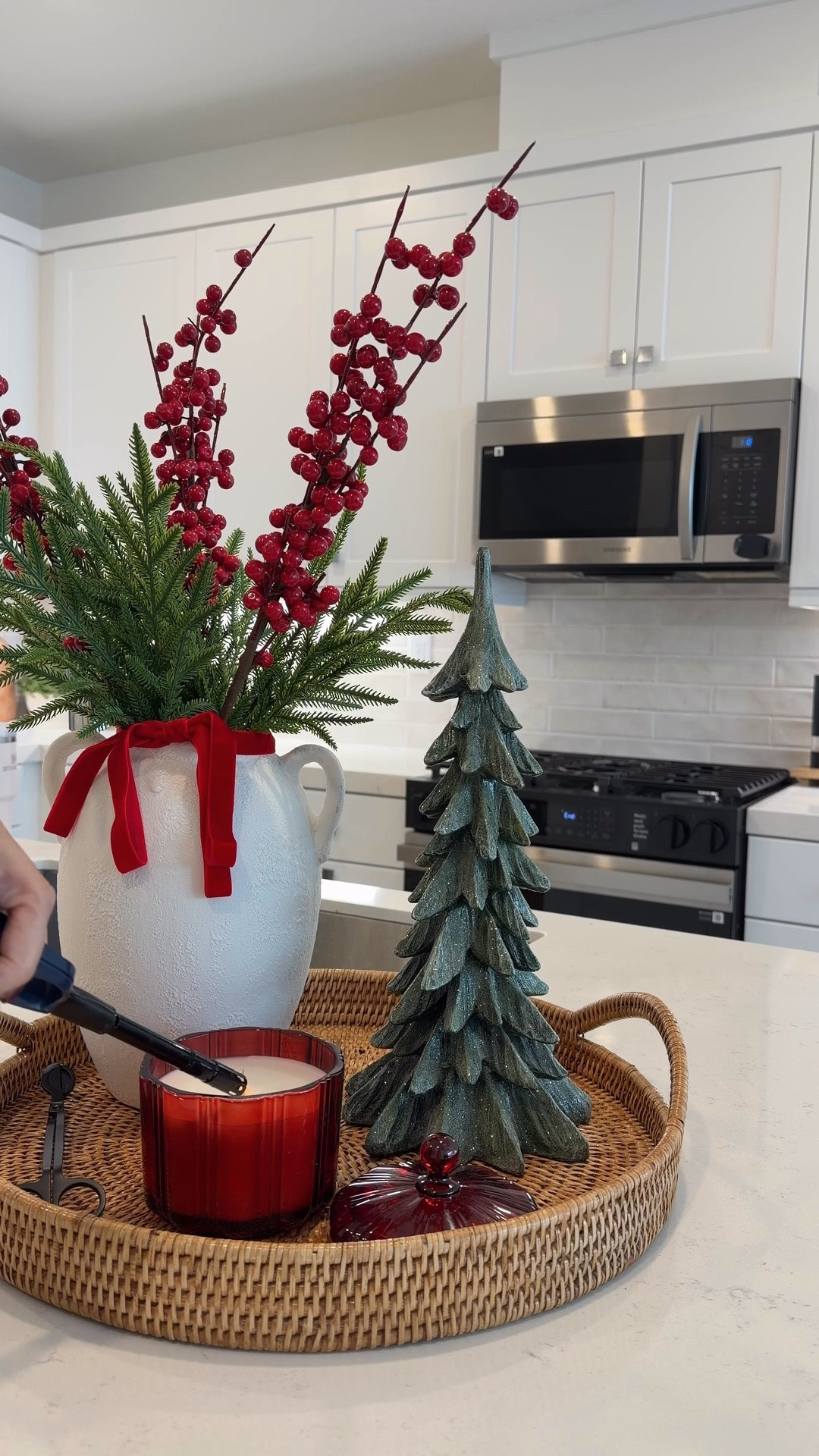 Christmas Kitchen island decor 🌲 

#LTKHoliday #LTKSeasonal
