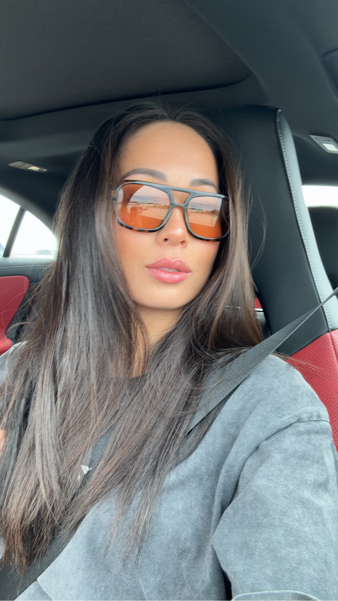 OBSESSED with these sunnies!! Perfect for the spring/summer. 😍🩷🩵 

#LTKGiftGuide #LTKstyletip #LTKtravel