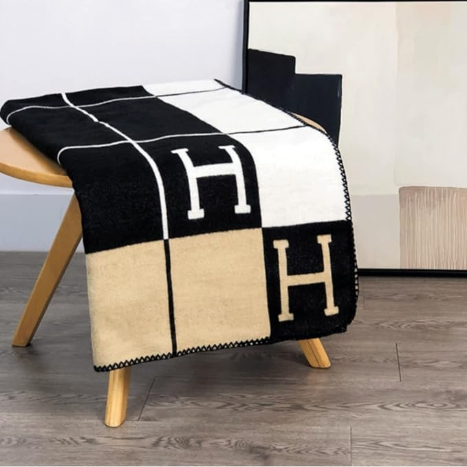 Ultra Soft Throw Blanket - Letter H Beach Scarf Couch Cover The Shawl is a Soft Throw，Wool H Bl... | Amazon (US)