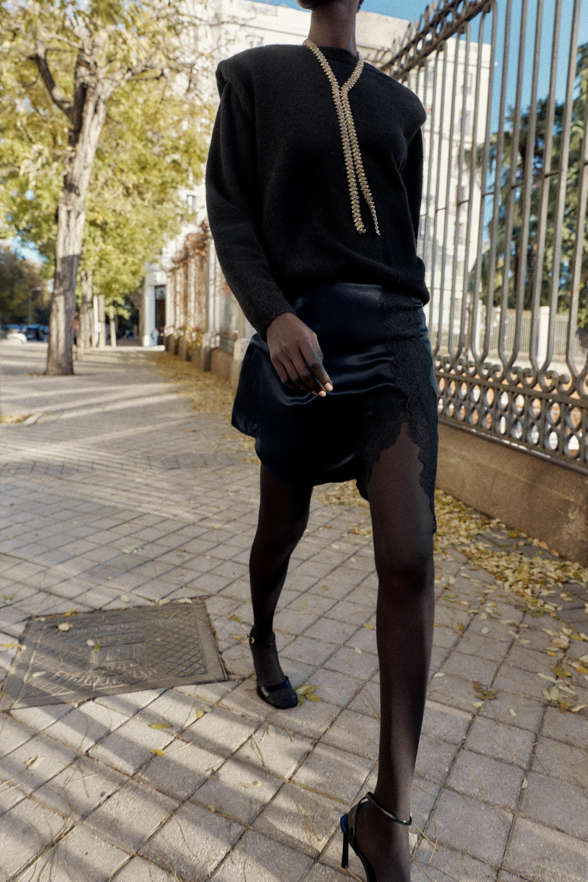 COMBINATION SATIN MINI SKIRT WITH LACE | Zara US