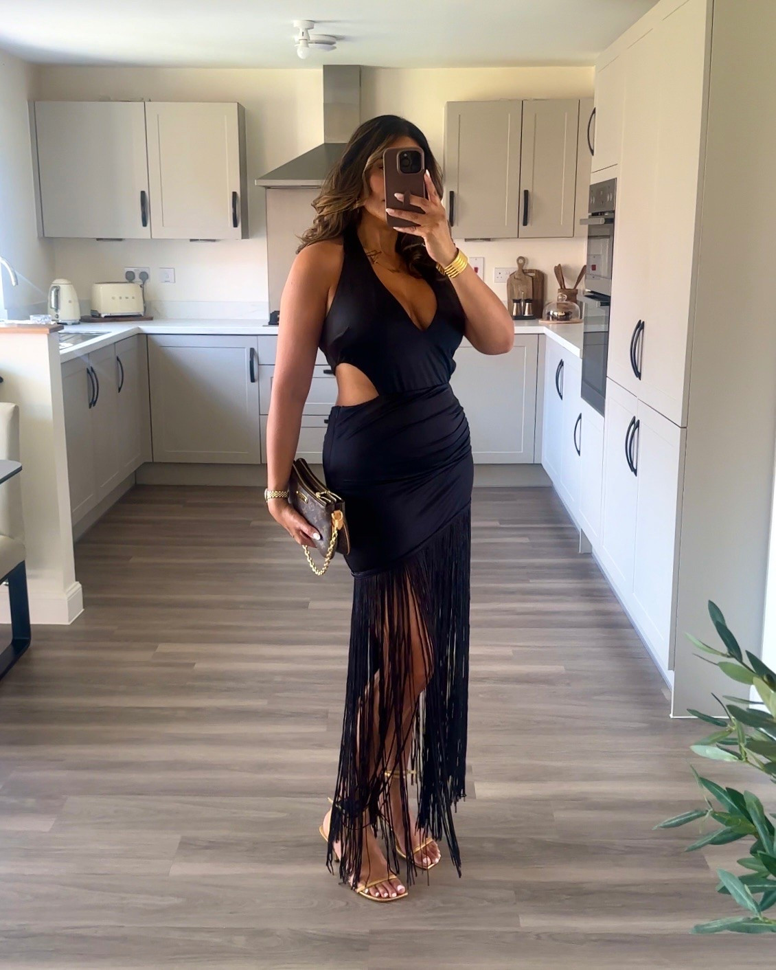 Party dress 🥂
I’m in size 12 


 Black dress, fringe dress, holiday evening outfit

#LTKdatenight #LTKdresses #LTKpartywear
