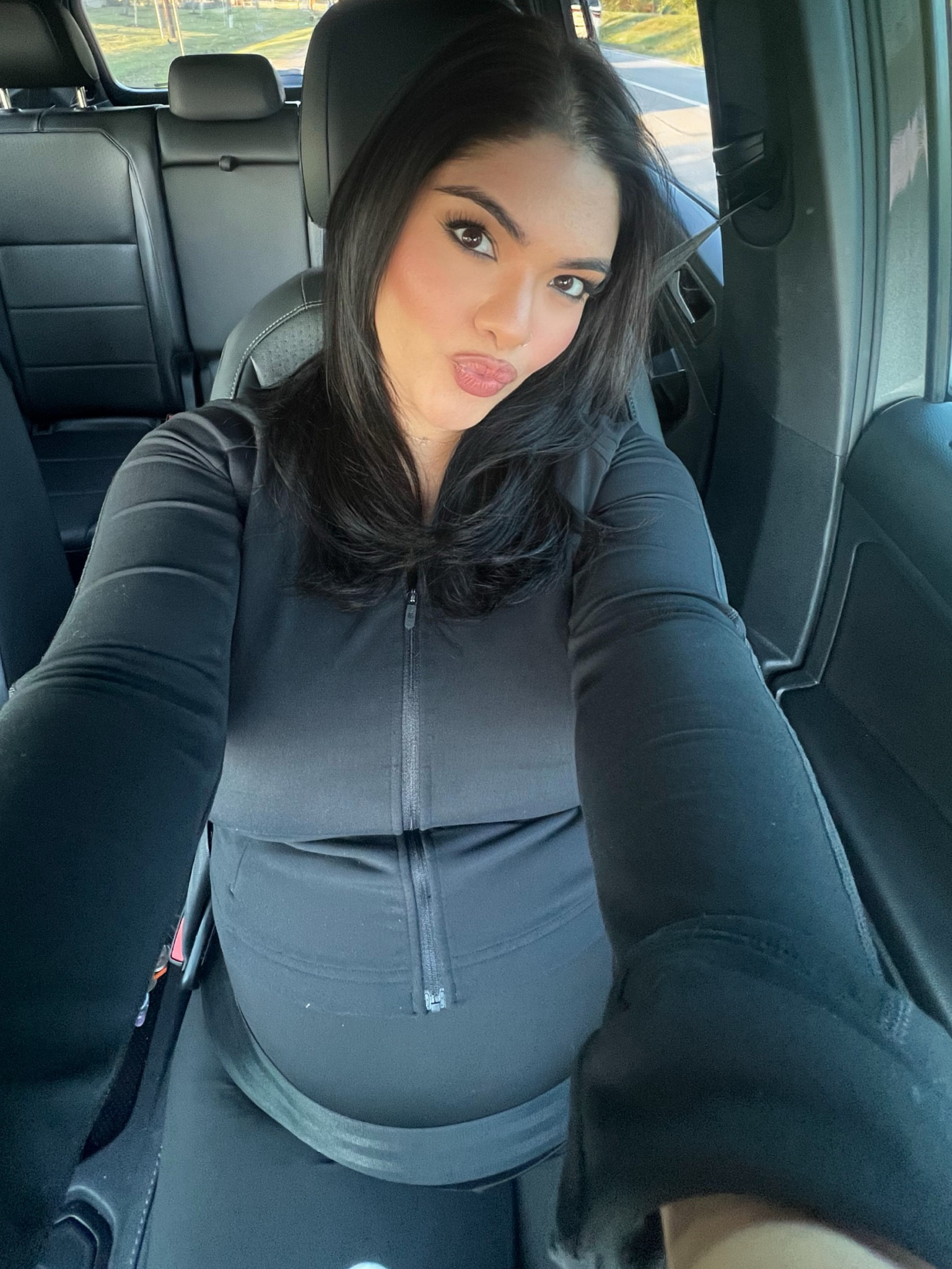 fall necessity… this defined cropped jacket 🖤

#LTKBump #LTKGiftGuide #LTKActive