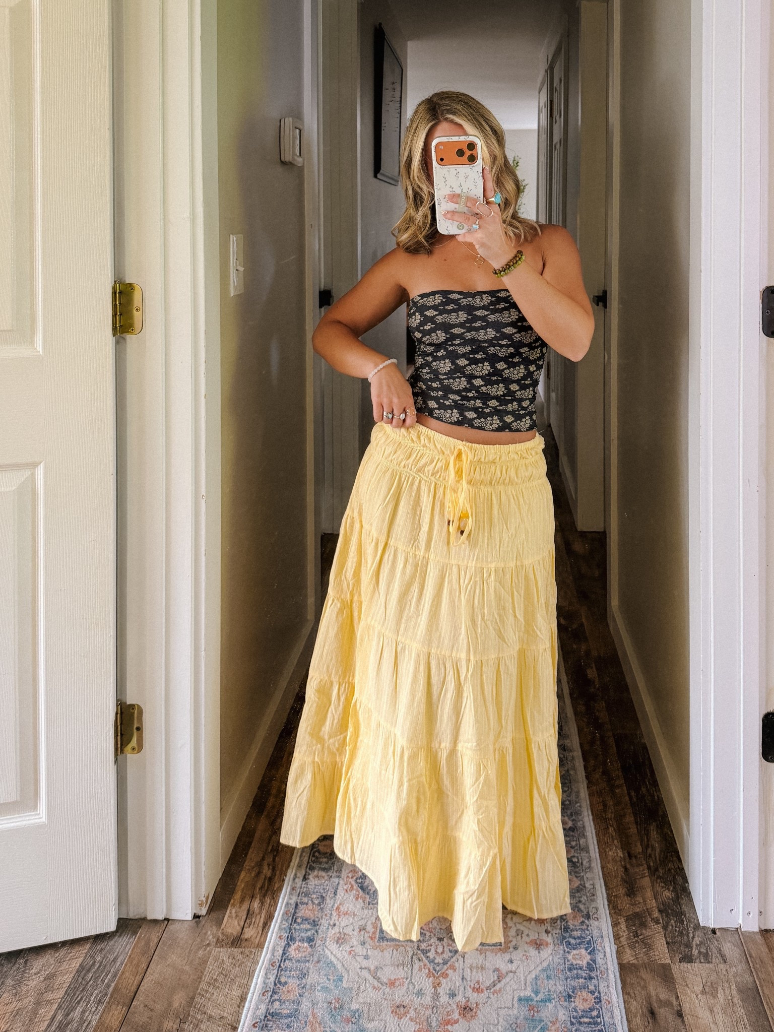 Sunny day outfit check 🌞 
Skirt: Small 

Beachy outfits, maxi skirts, butter yellow, butter yellow outfit, beachy outfit Inspo, spring fashion, summer fashion 