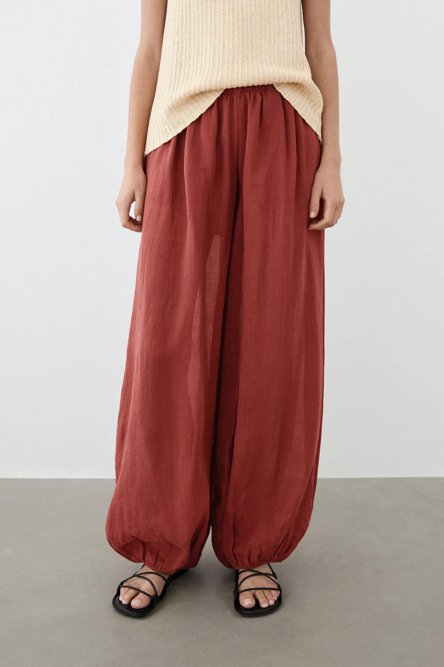 FLOWING SAROUEL TROUSERS | Massimo Dutti UK
