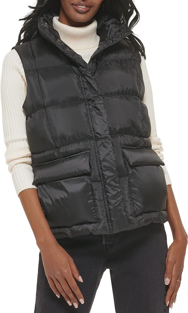 Levi's Women's Sporty Box Quilted Puffer Vest | Amazon (US)