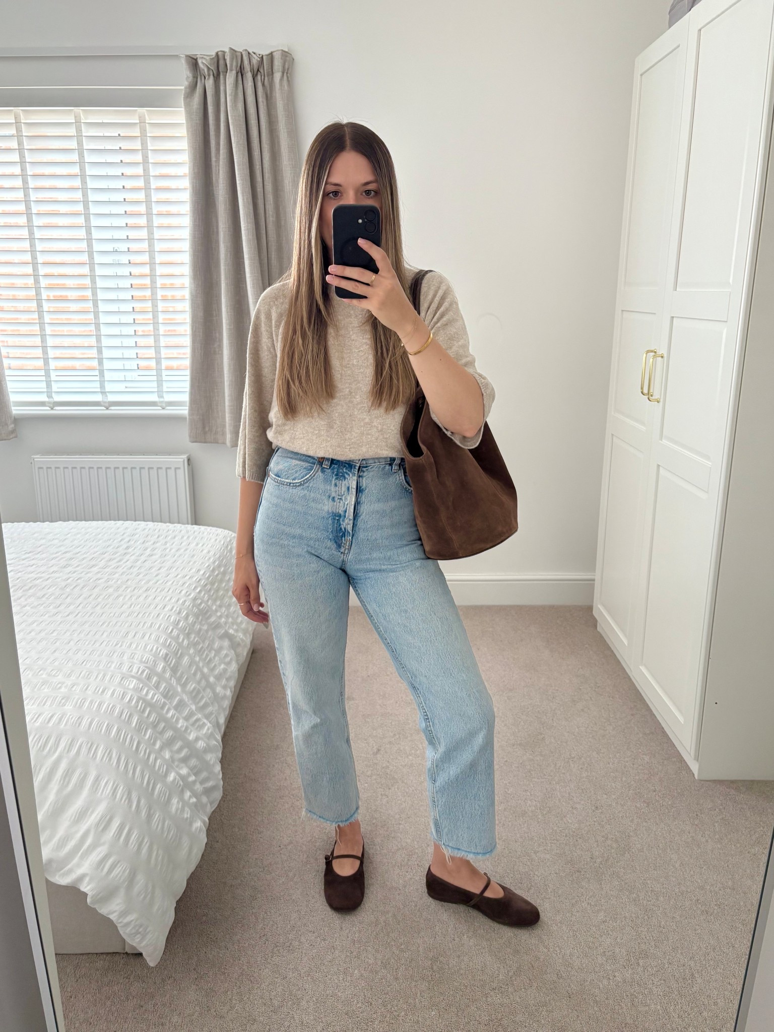 Ways to wear a short sleeved knit jumper 🫶🏼

Loving it with a pair of straight leg cropped jeans and ballet shoes for a transitional, autumnal outfit. 



#LTKuk #LTKstyletip #LTKautumn