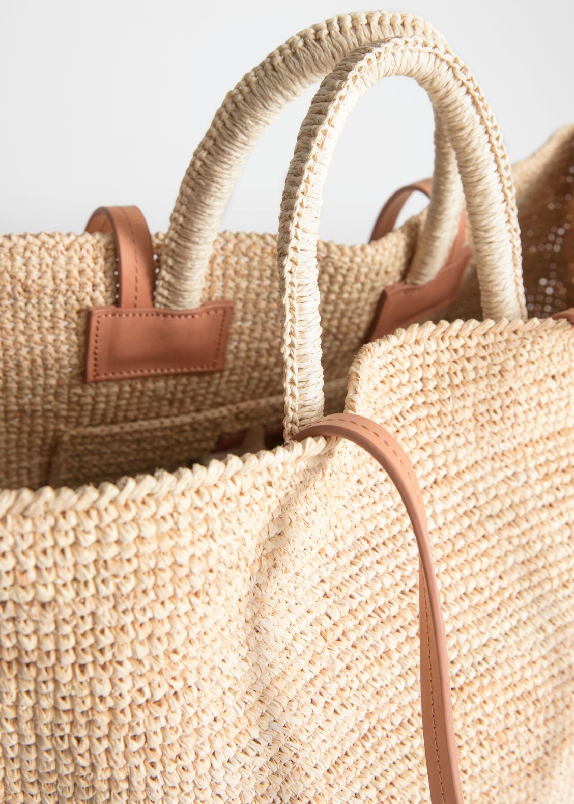 Large Woven Straw Tote | & Other Stories (EU + UK)