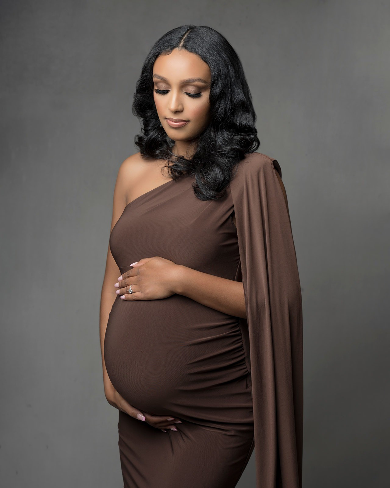 Classic option for maternity shoot or baby shower!  It's ankle length so it's easy to walk around in! 

#LTKBump #LTKBeauty #LTKStyleTip