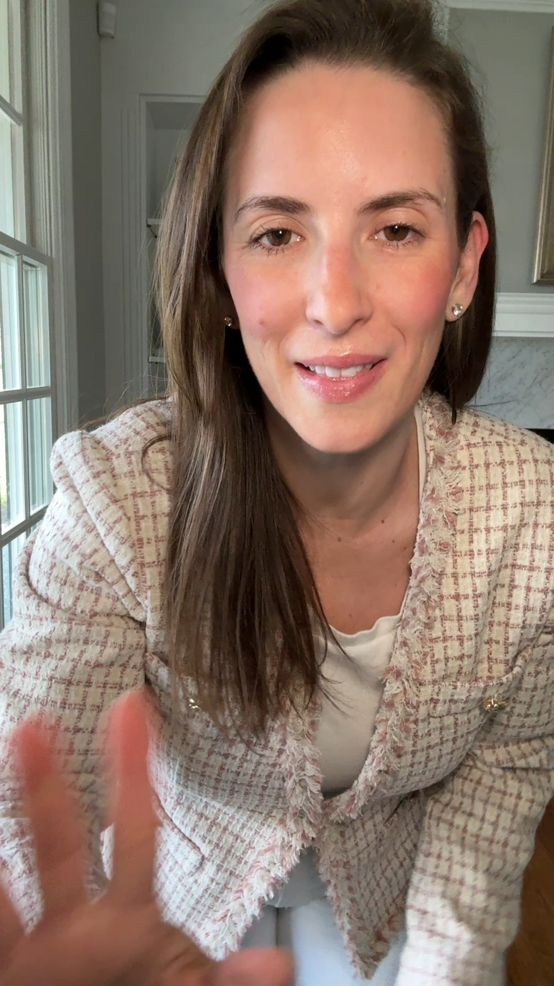 Spring outfit formula! Blazer, white tee bodysuit and white wide legs! Loved this blazer rented from RTR