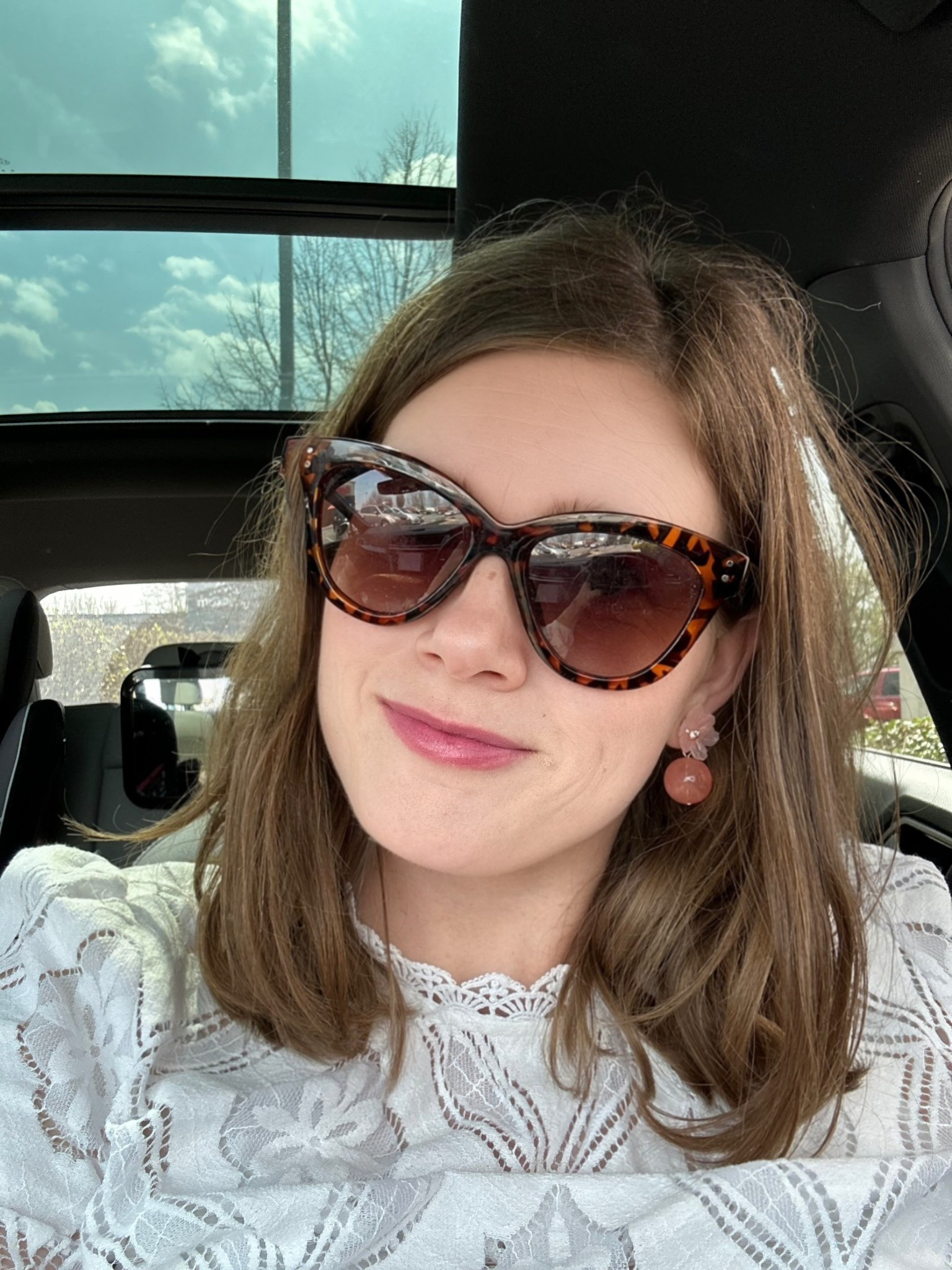 Lace blouse, pink earrings, 