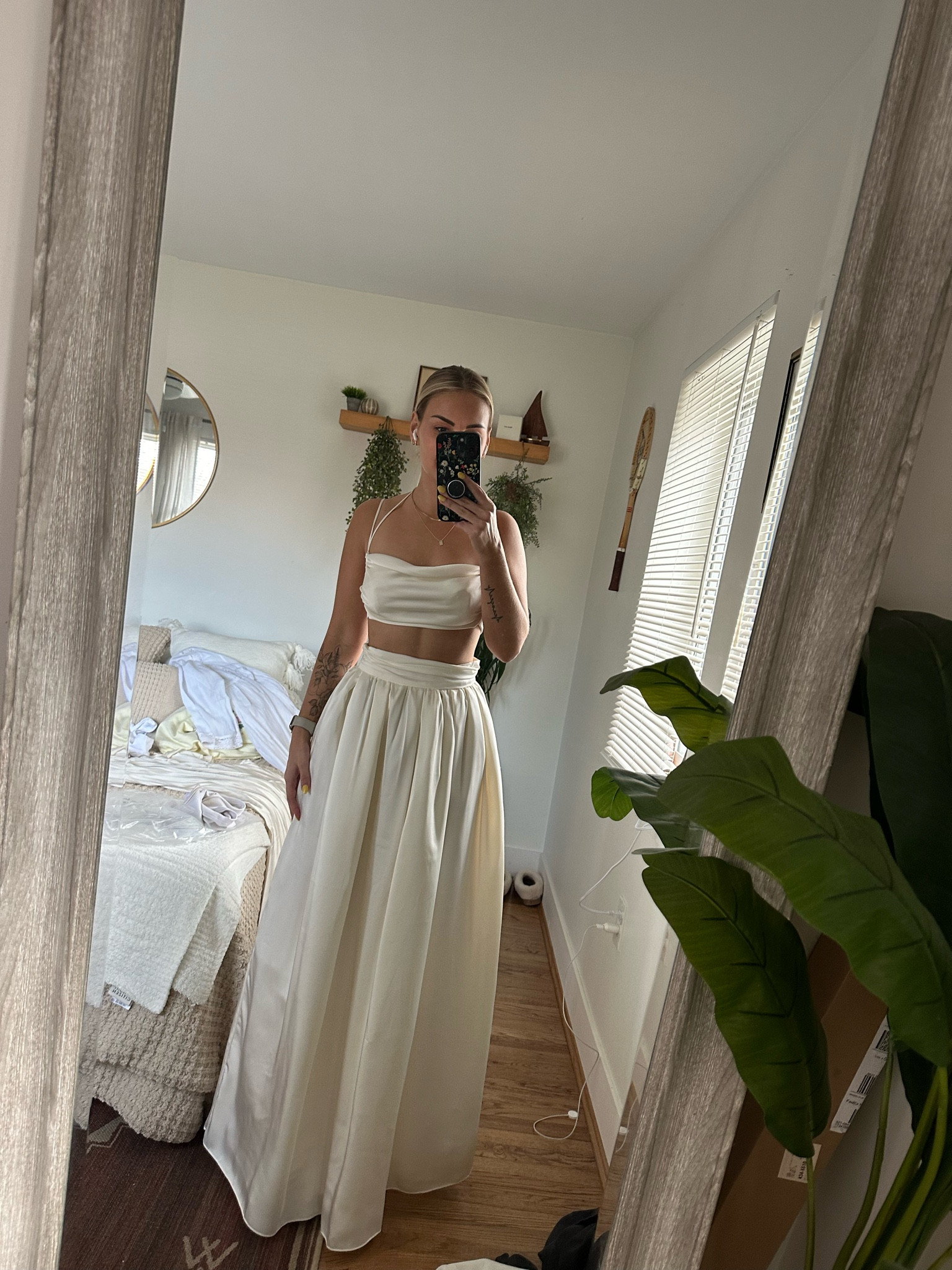 This two piece set is EVERYTHING! I got this for our welcome party at our wedding and it’s exactly what I was envisioning! Got a 4 in the skirt and top.. the top is a tadddd tight so I may order a 6 to see if it fits a tad better! 

#LTKstyletip #LTKwedding #LTKparties