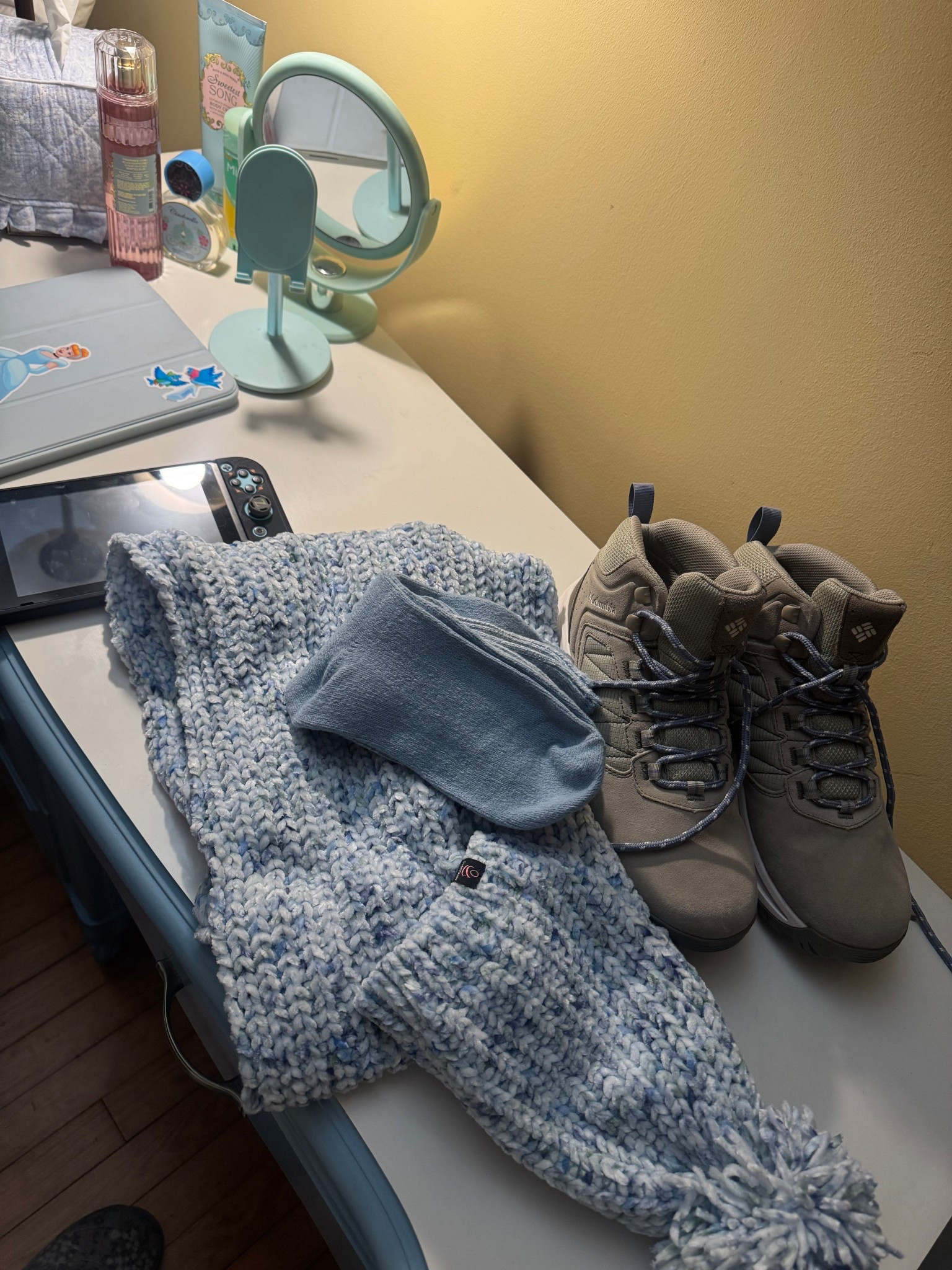 Fall Hiking Essentials 🥾 