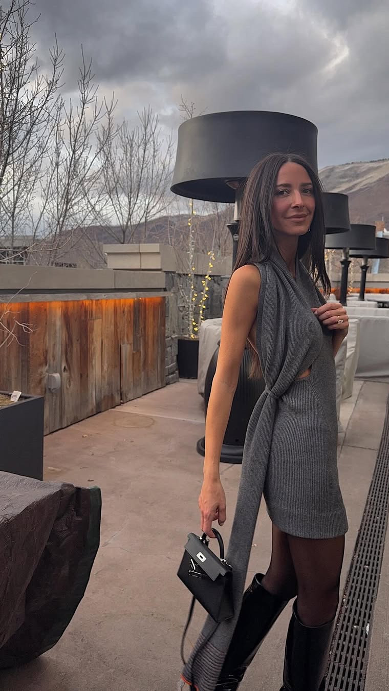 Turn of events with this outfit! Last in Aspen 🤍