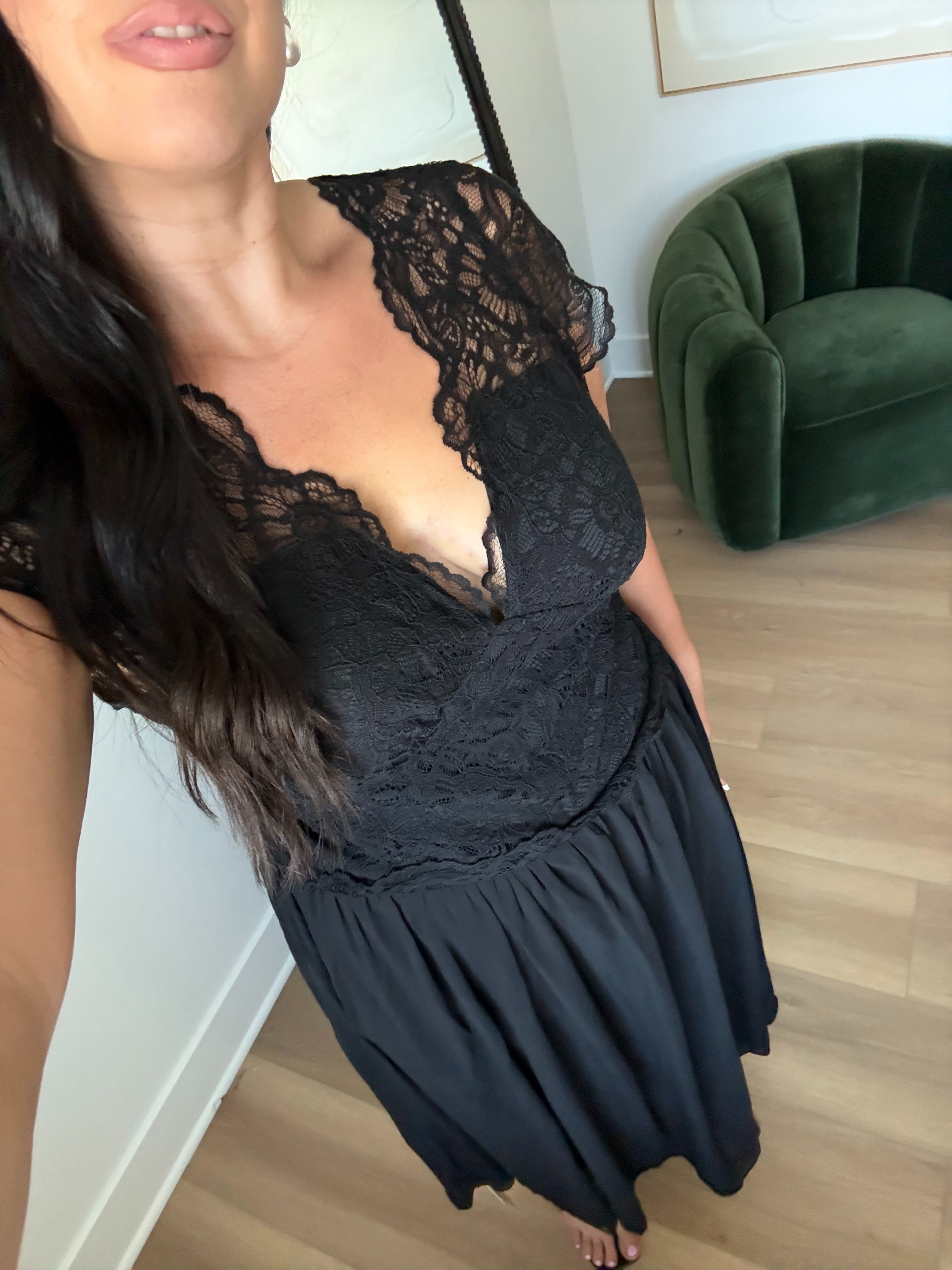 This lace dress has built in pads so you don't have to worry about wearing a bra! Love this one so much! Wearing a large! Midsize fashion, midsize, abercrombie, abercrombie sweater dress, fall style, fall dress

#LTKSeasonal #LTKMidsize
