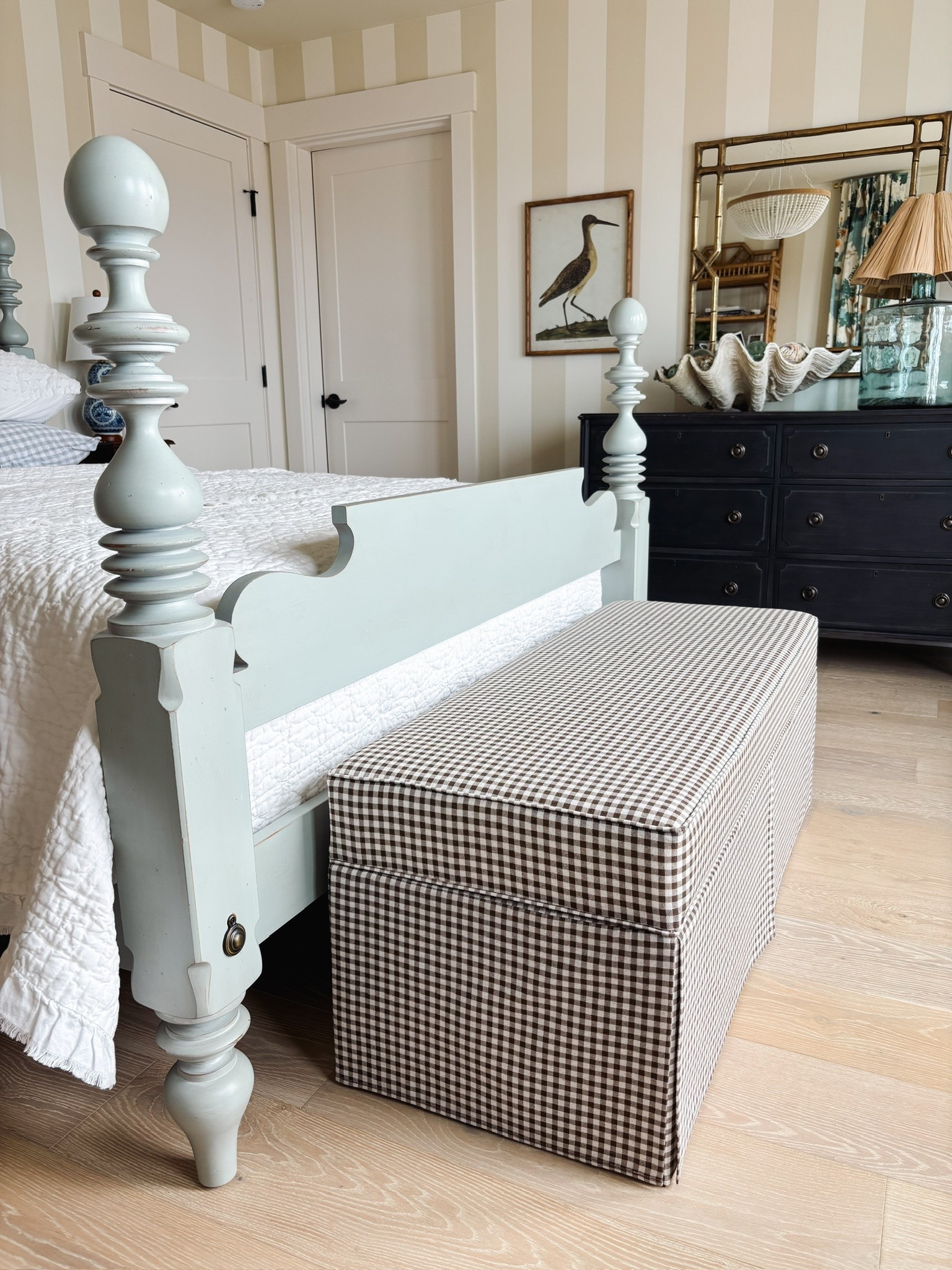 Gingham storage bench in our bedroom + more sources

#LTKHome #LTKdayinmylife #LTKSaleAlert