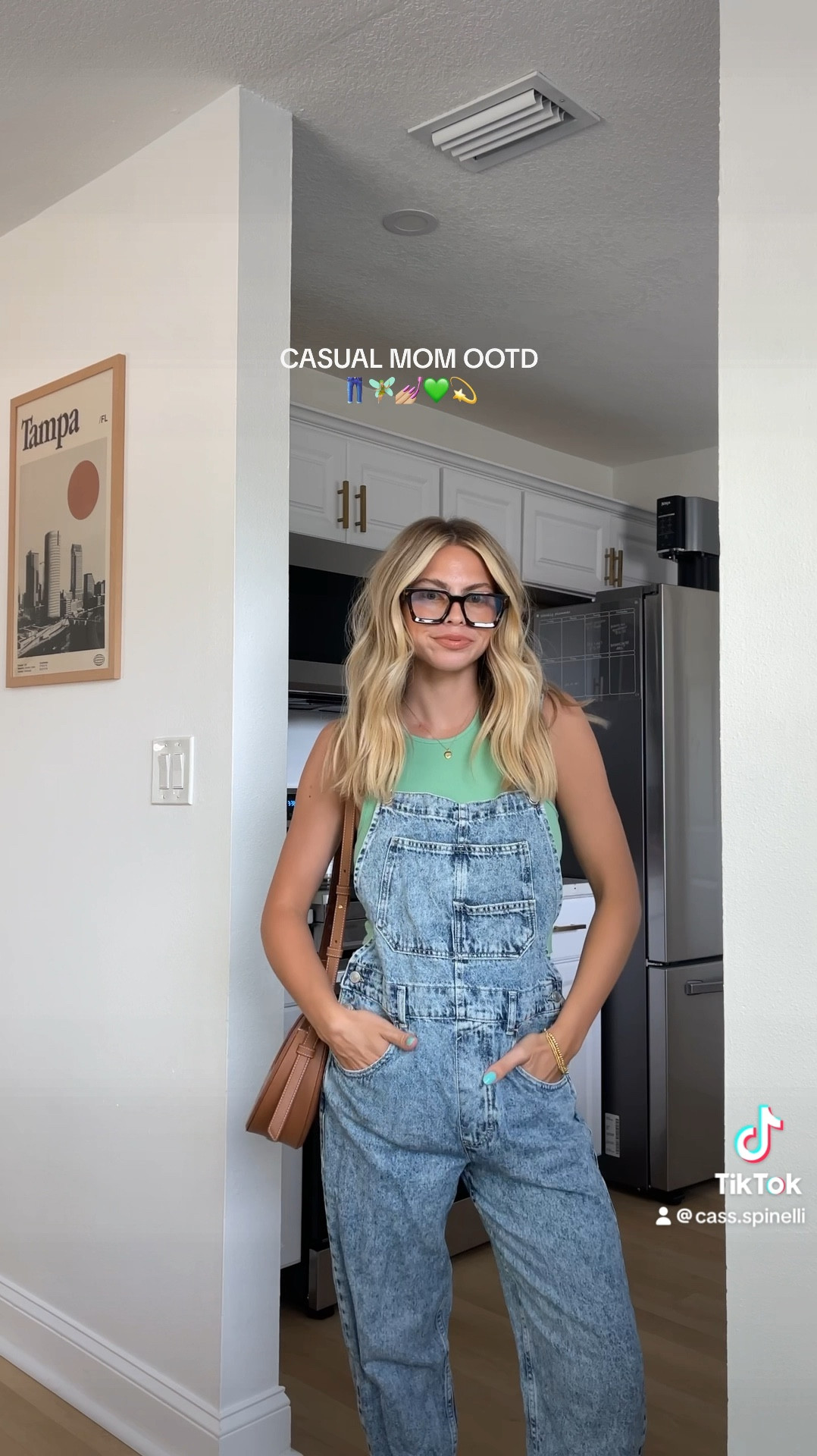 Obsessed w these overalls!!! 👖💚 Size small in the tank!

Free people, American Eagle, glasses

#LTKxelfCosmetics #LTKGiftGuide #LTKFestival