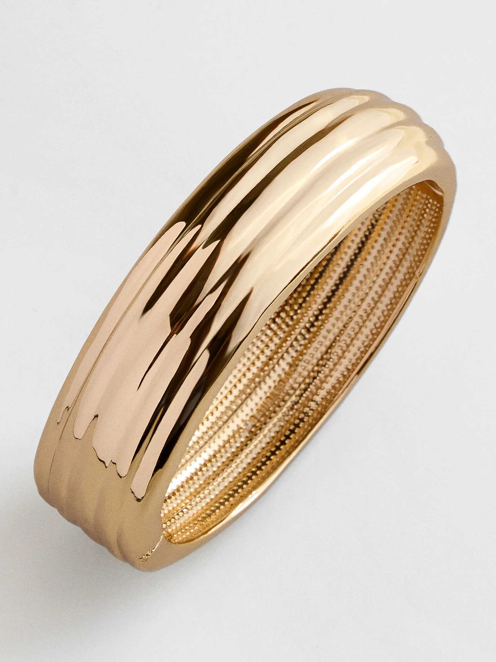 Odessa Hinge Bangle Bracelet - Gold | BaubleBar