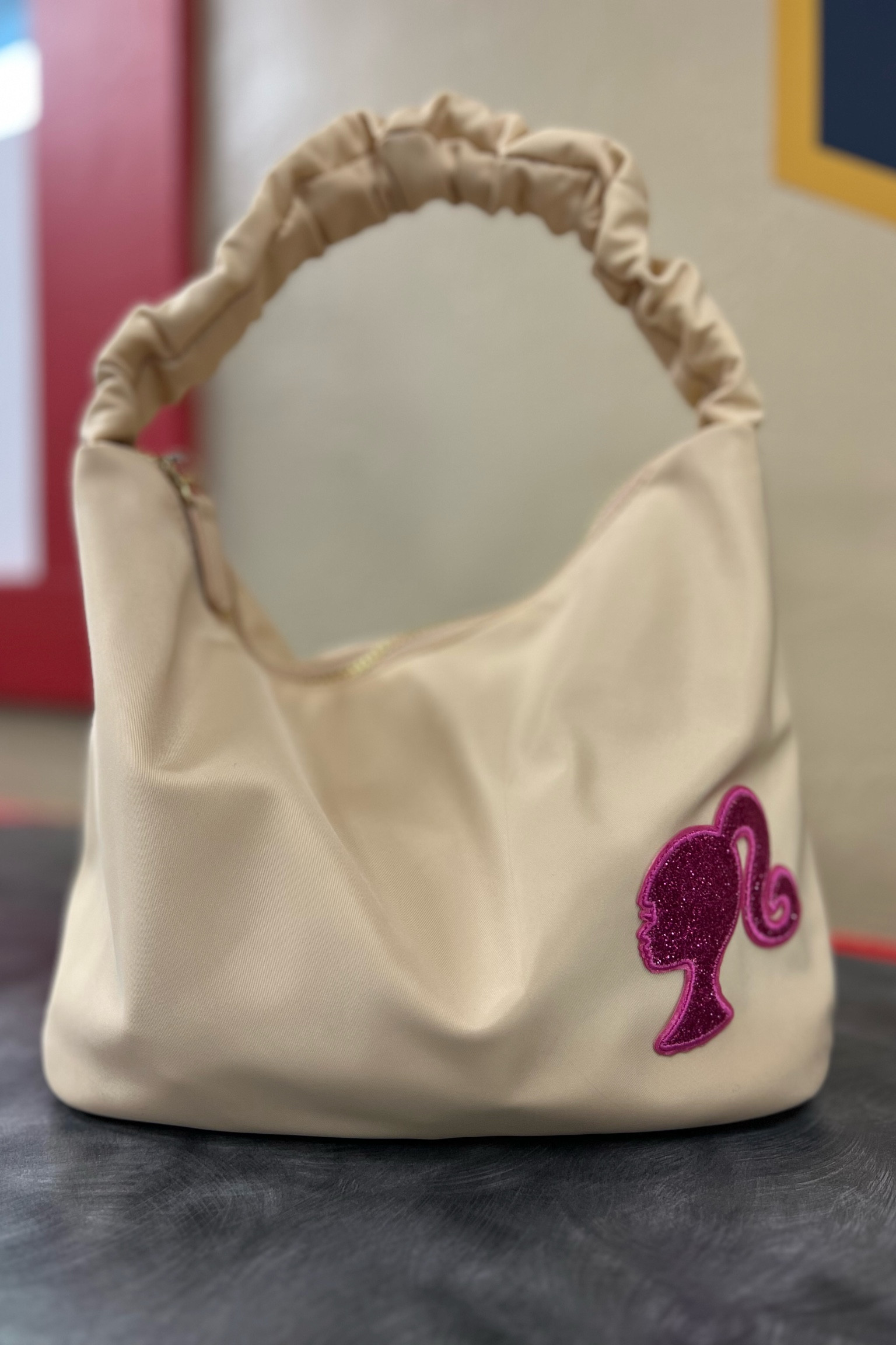 Barbie Girl Scrunch Bag 🩷

Exact color is currently sold out and the exact patch is from Hobby Lobby 

Barbie Outfit, Barbie Accessories, Stoney Clover Lane Scrunch Bag , DIY Bag 

#LTKitbag #LTKFind #LTKBacktoSchool