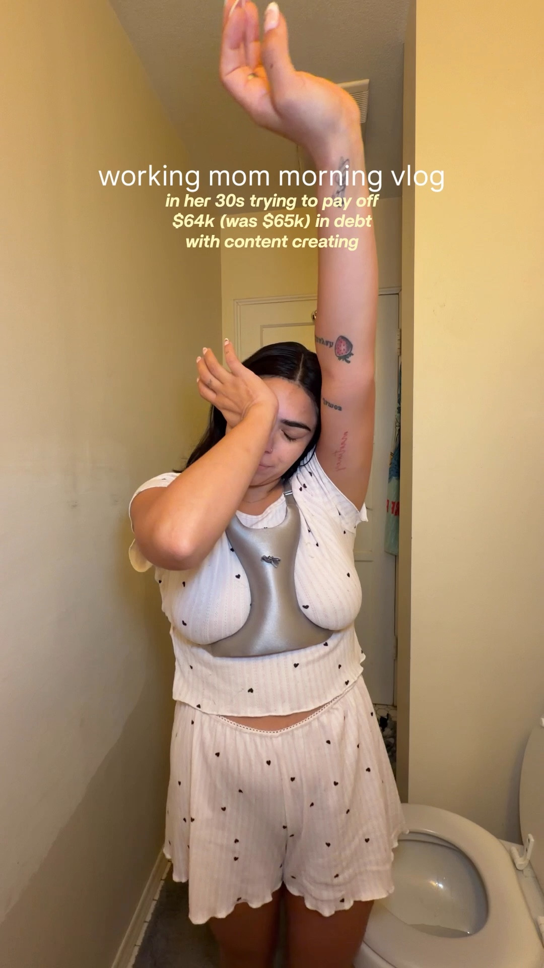 Quick morning routine 🫶🏼🤭

#LTKmomlife #LTKgrwm #LTKdayinmylife