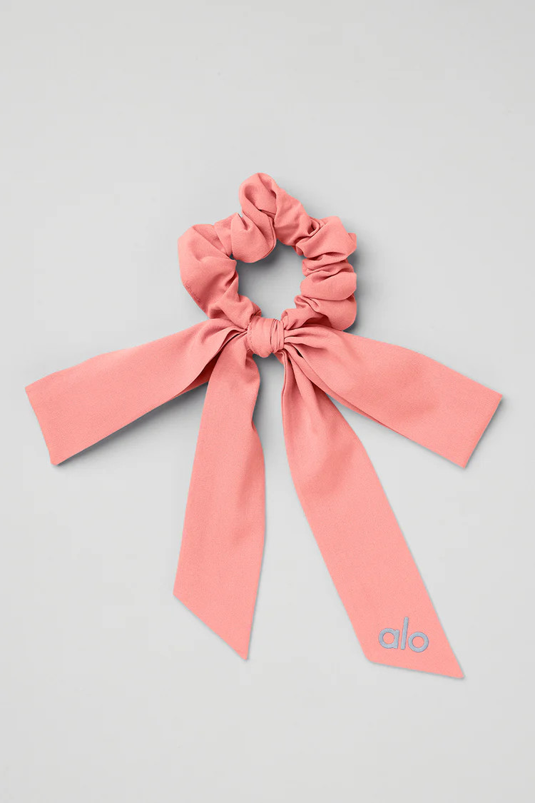 Love Knots Tie Scrunchie | Alo Yoga (US)