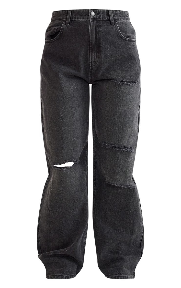 PRETTYLITTLETHING Washed Black Ripped Knee Boyfriend Jeans | PrettyLittleThing UK