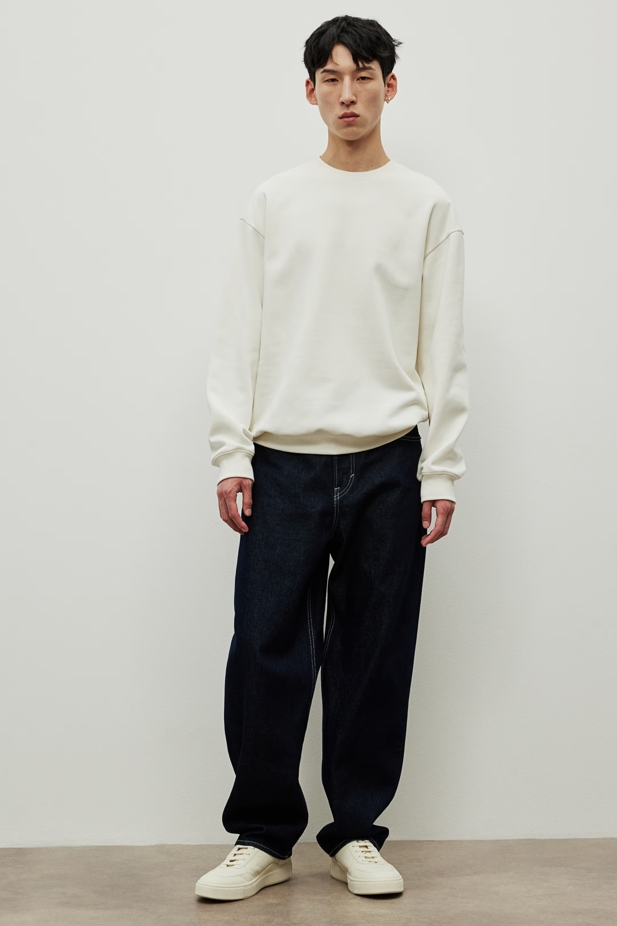 Loose Fit Sweatshirt - Beige - Men | H&M US | H&M (US + CA)