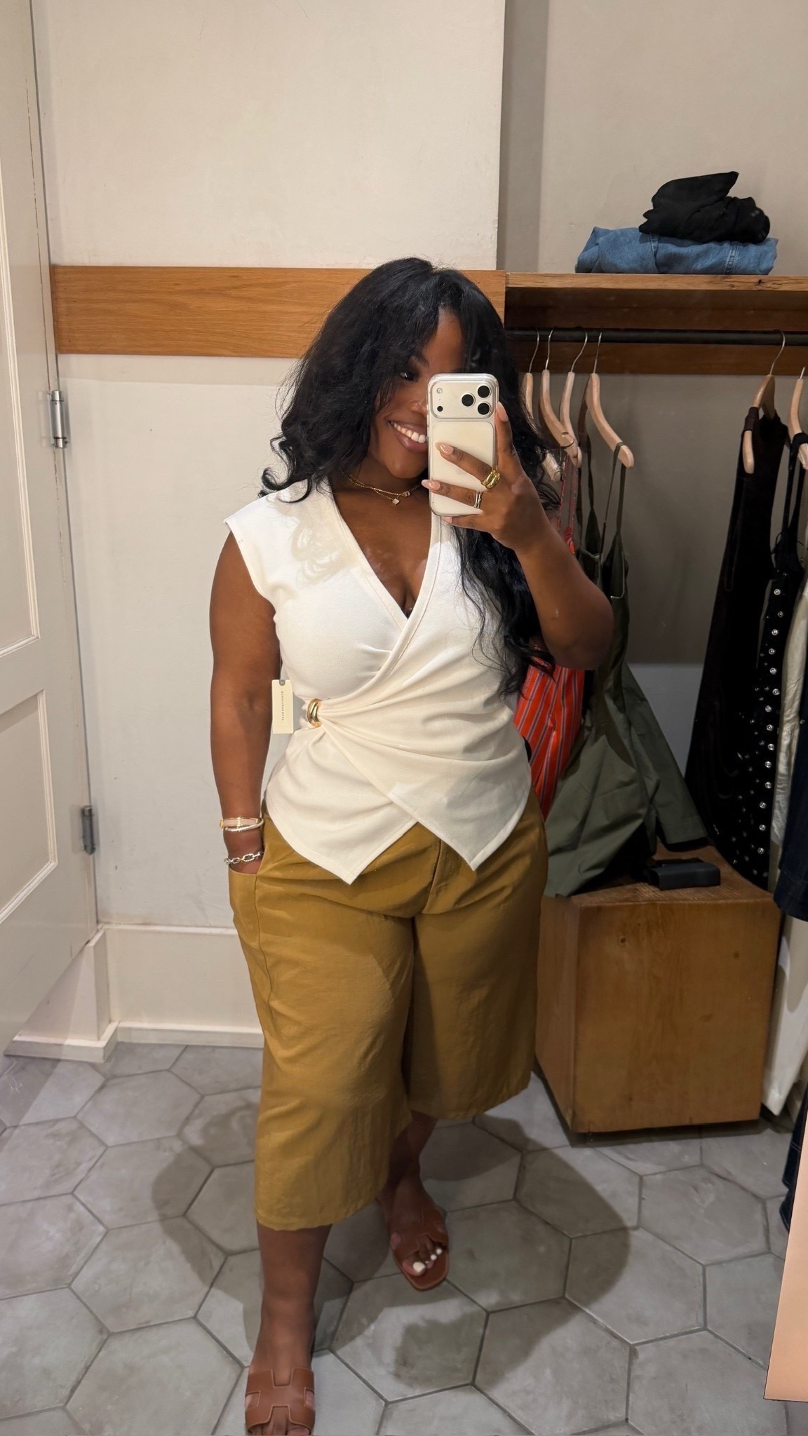 Spring office outfit 🤏🏾🤏🏾 

Top: Size M
Pants: Size L 

Linking the rest of my Anthropologie try on below! 

#LTKPetite #LTKMidsize #LTKSeasonal
