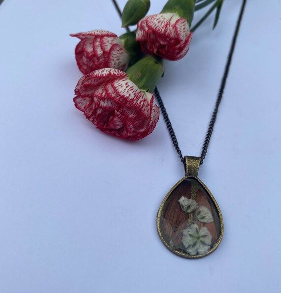 Pressed Flower Resin Necklace | Etsy | Etsy (US)