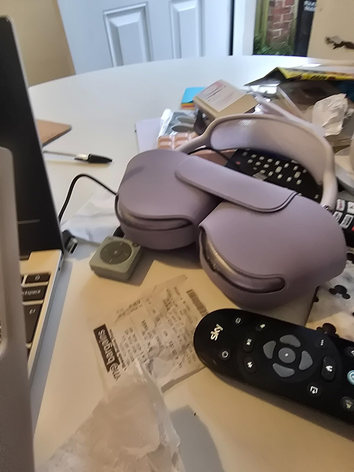 Apple AirPods Max Wireless Over-Ear Headphones, Pro-Level Active Noise Cancellation, Transparency... | Amazon (UK)