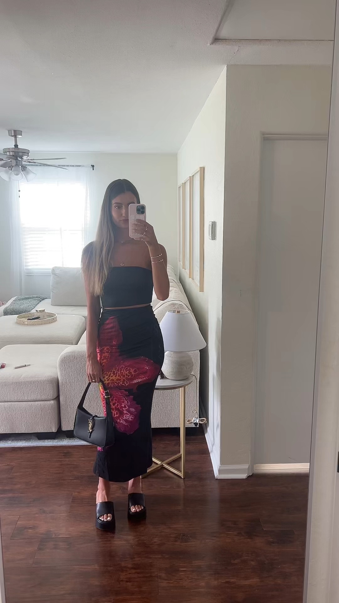 Beachy night out 🩷🏖️

#LTKStyleTip #LTKParties #LTKSeasonal