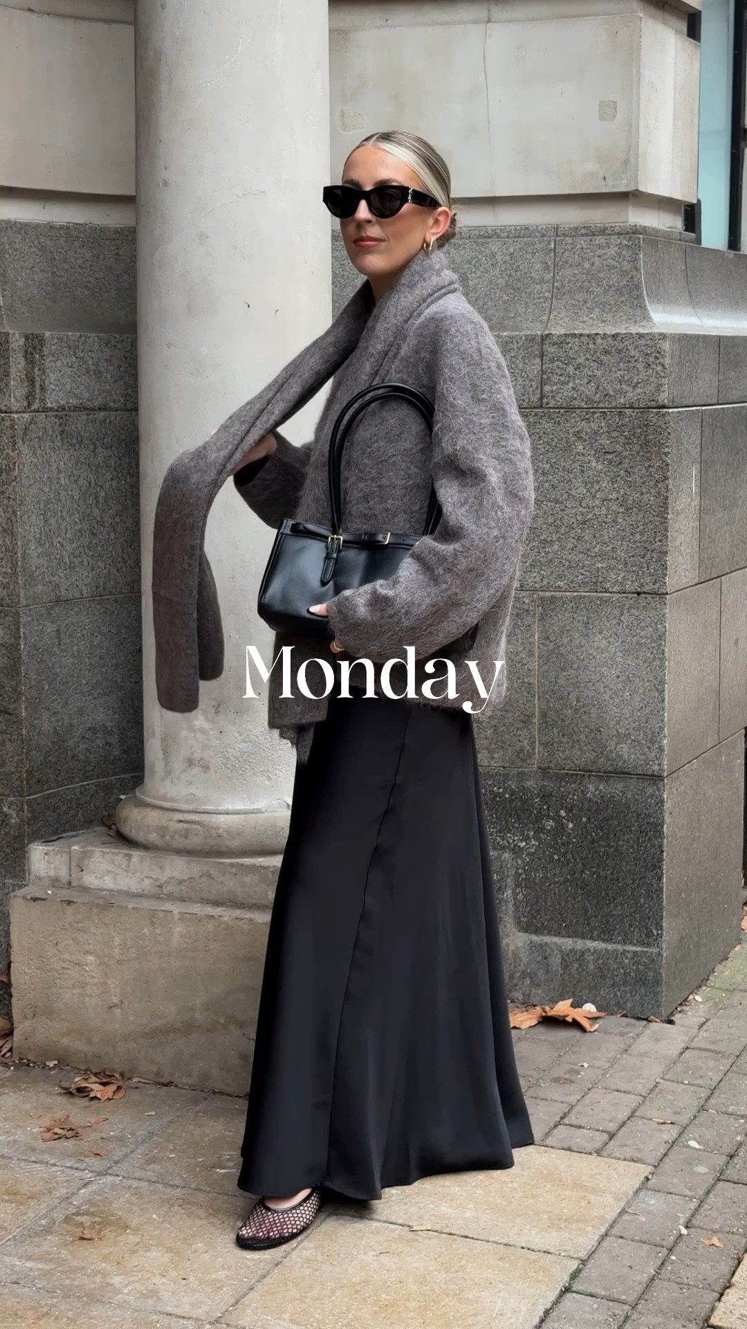 A week of autumn outfits 🖤🍂 

Grey jumper, scarf, scarf jacket, scarf coat, trench coat, knitwear, minimal outfits, chocolate brown, brown coat 

#LTKautumn #LTKstyletip #LTKuk