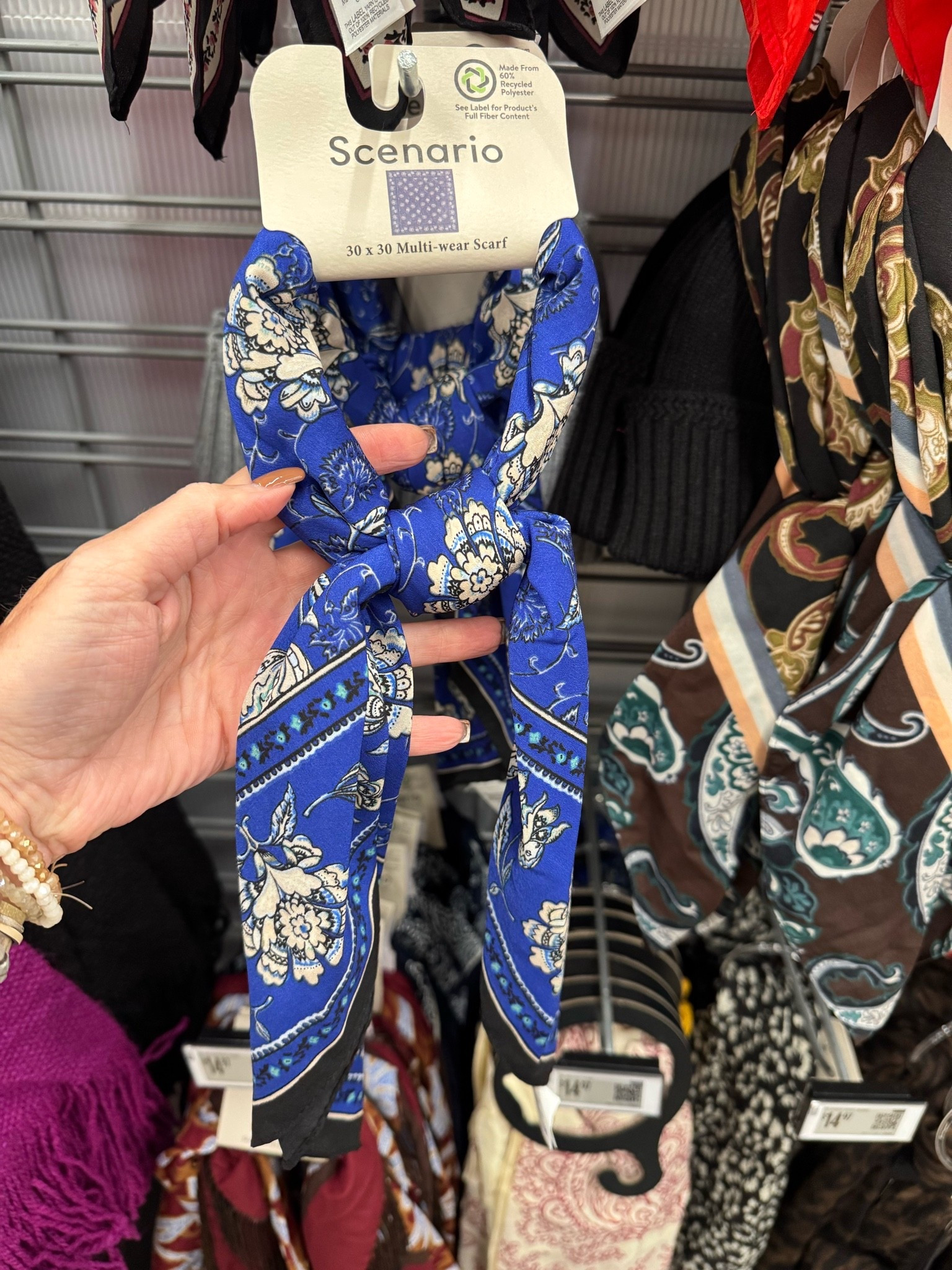 Walmart✨🍂 Scenario Women's Printed Square Scarf, Deep Indigo

Game day / country concert outfits / business casual outfit / date night outfits /  fall outfits women / work outfits

#LTKootd #LTKOver40 #LTKWorkwear