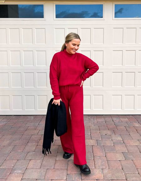 Great sweater knit set to lounge in, to travel in or run errands. Comes in 3 colors. 

Comfy outfit, boots, chunky scarf.


#LTKstyletip #LTKHoliday #LTKGiftGuide