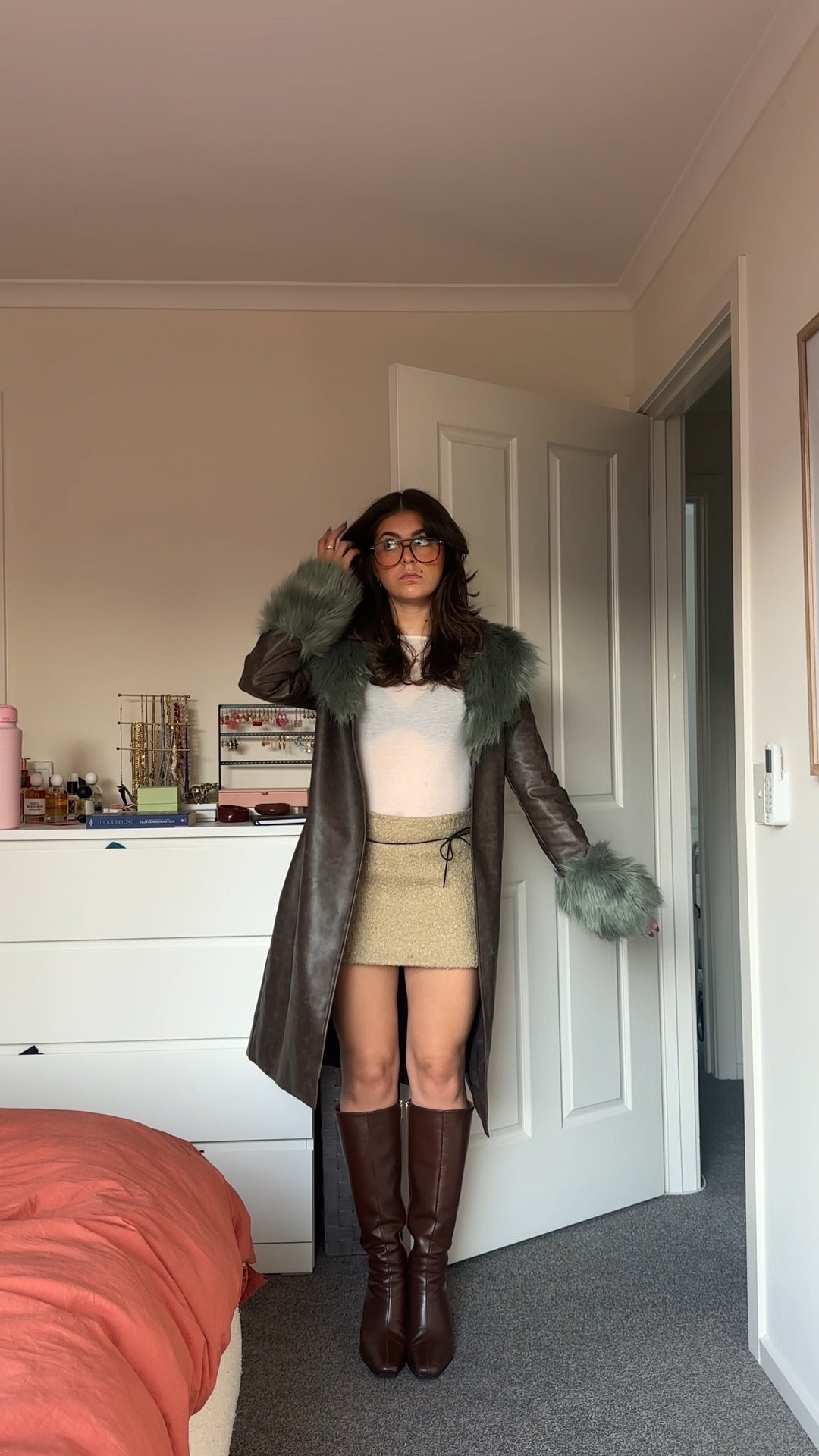 Styling my new sheer top and faux fur coat for autumn 