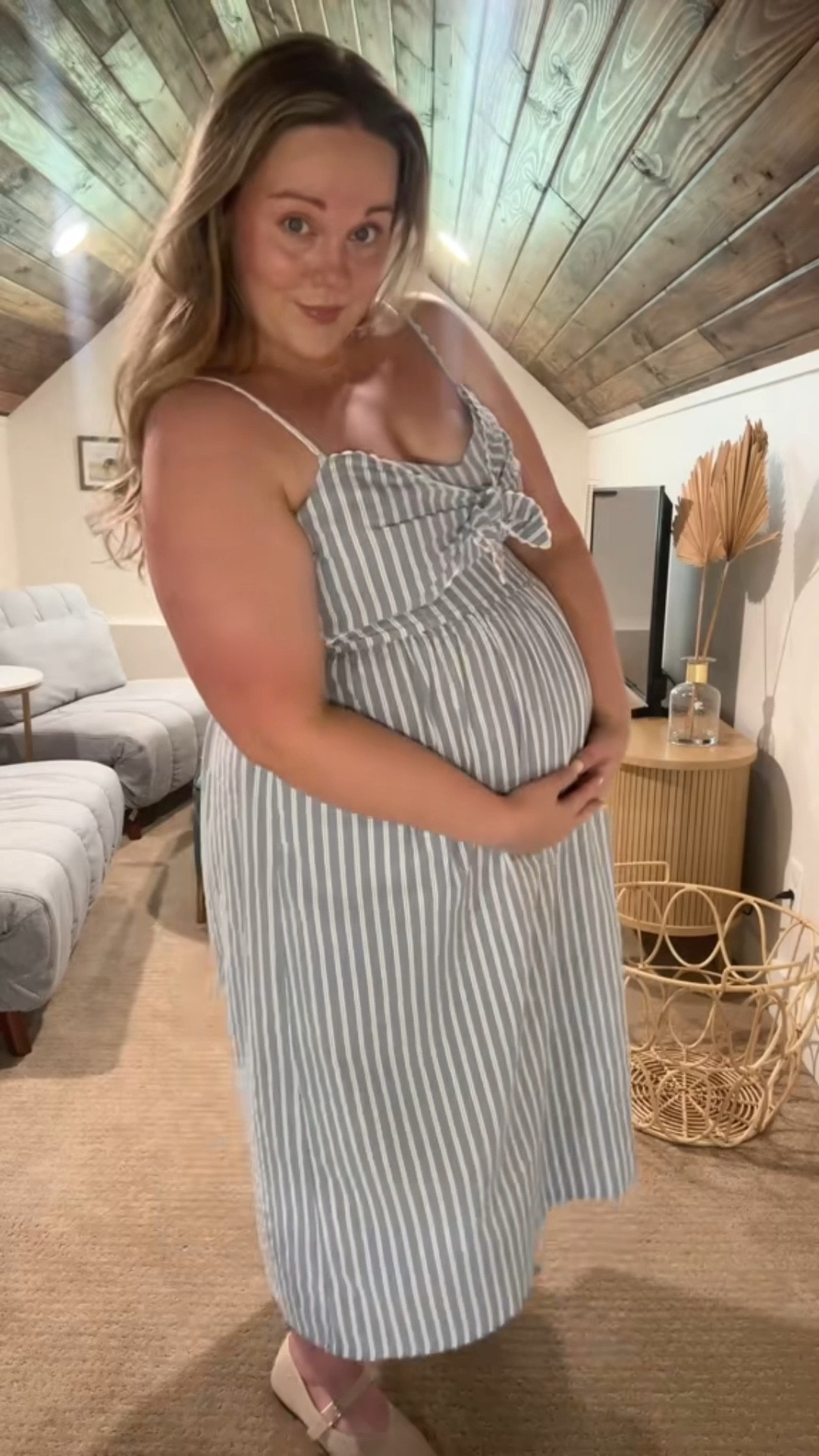 Cutest dress from Old Navy - maternity friendly!

#LTKMidsize #LTKFindsUnder50 #LTKBump