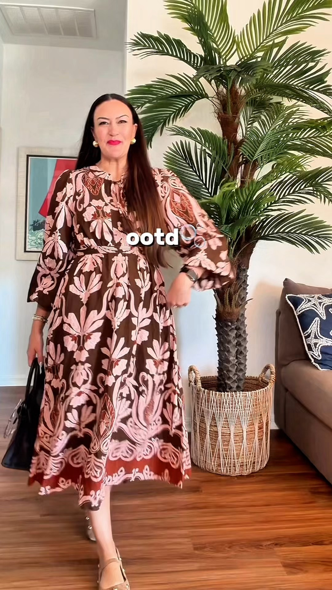 Everyone keeps asking about this dress…

So consider this my official tag drop 😂Link’s on LTK - comment DRESS & I’ll send you straight there 💌

Outfit of the day, LTK finds, style inspo, fall outfit, everyday style

#LTKFindsUnder100 #LTKootd #LTKSeasonal