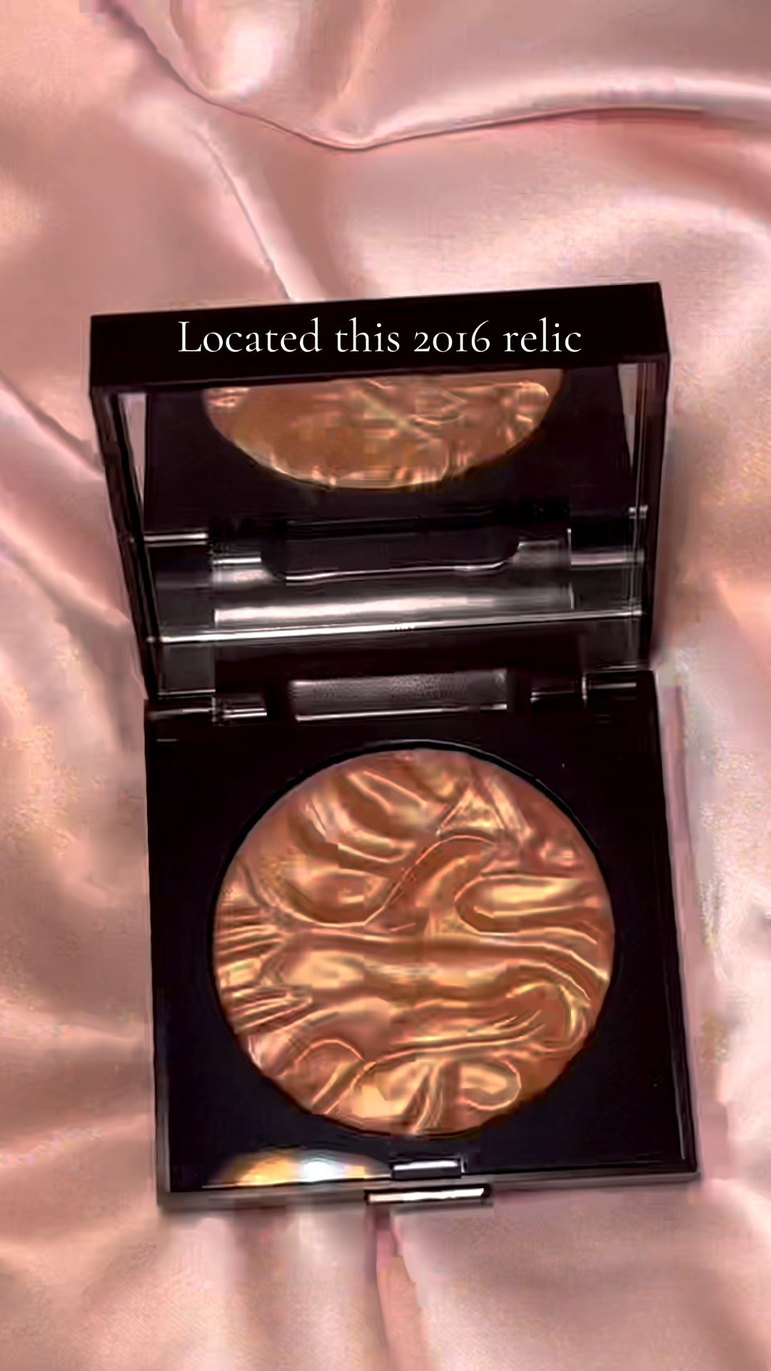 Located this 2016 relic !
Still the most beautiful piece of makeup 🤩✨

#LTKuk #LTKluxury #LTKbeauty