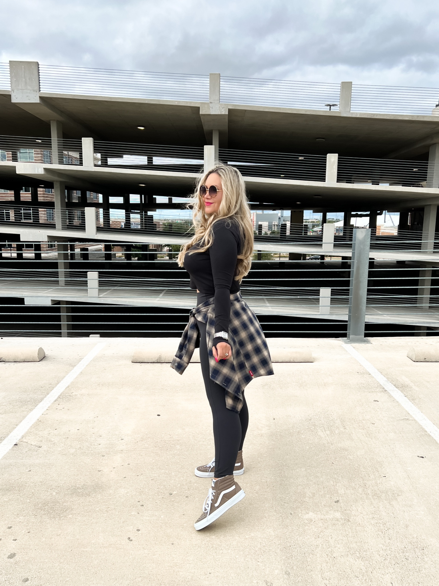 Casual athletic wear
Top: size 12
Leggings w/pockets: size 10
Button down shirt: Men’s S
Fashion sneakers: TTS 

#LTKover40 #LTKfitness #LTKSeasonal