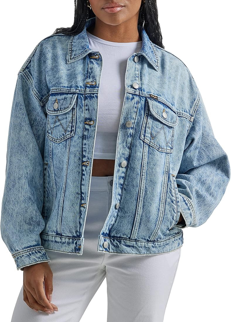 Wrangler Women's Relaxed Fit Girlfriend Denim Jacket | Amazon (US)
