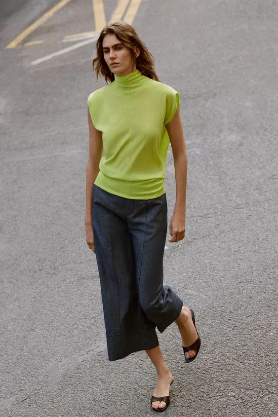 FLUID KNIT HIGH COLLAR TOP | Zara US