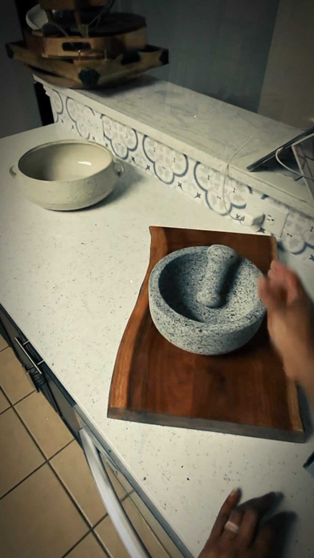 8-in Extra Large Guacamole Bowl #amazonfind 

#LTKHome #LTKFindsUnder50