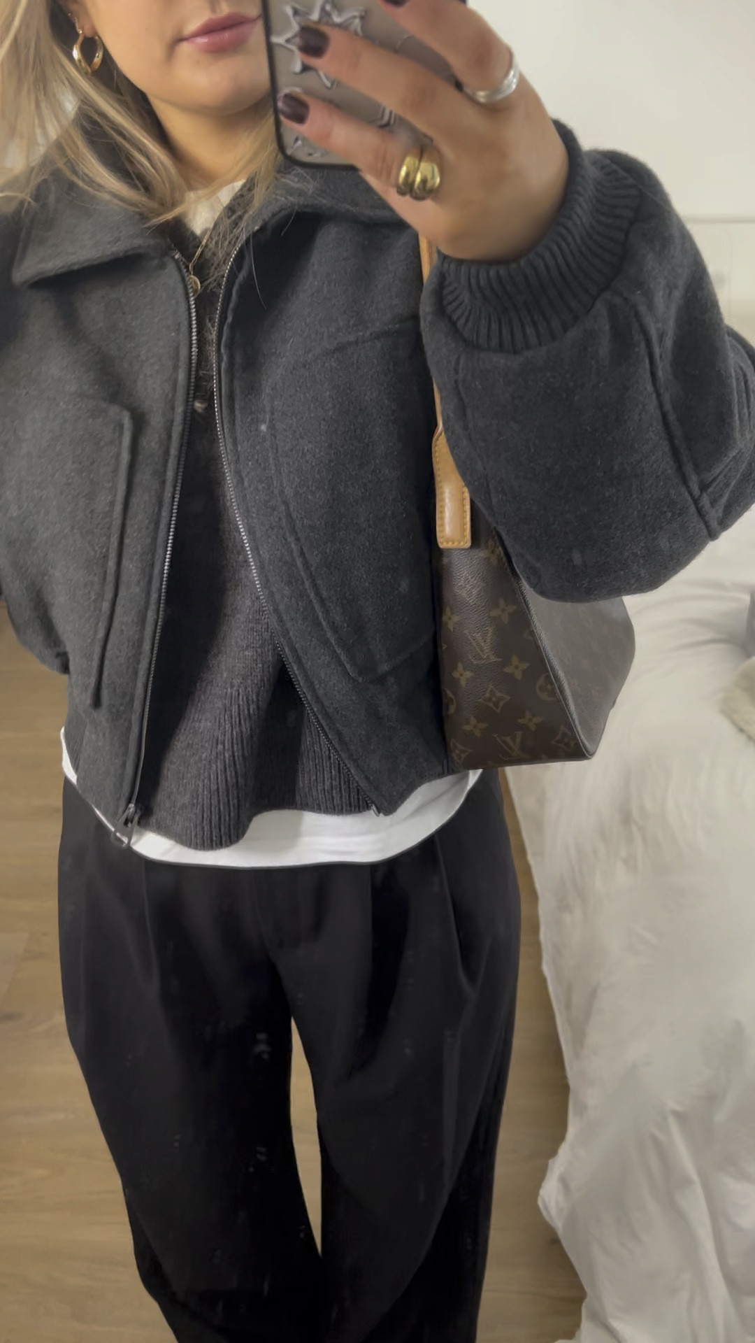 The jumper everyones been asking for 🖤📢🌟