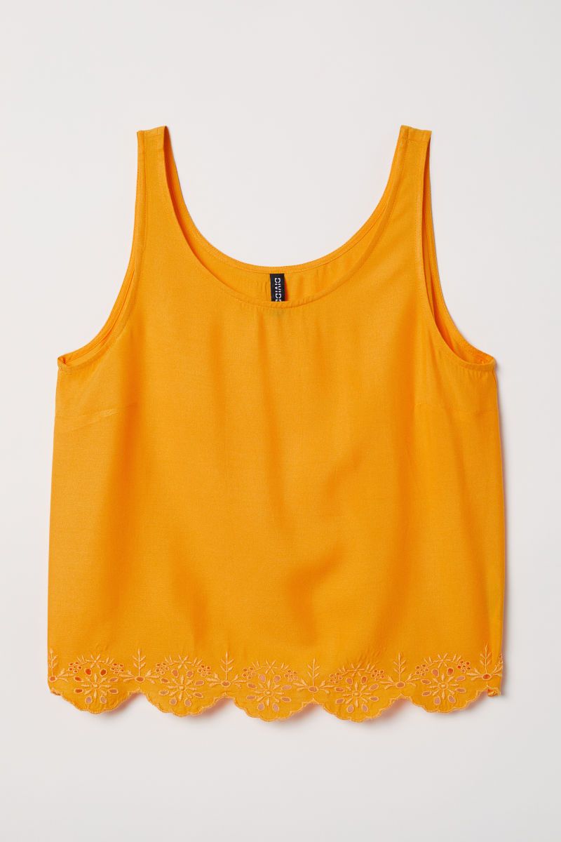 H&M Top mit Broderie Anglaise 12,99 | H&M (DE, AT, CH, NL, FI)